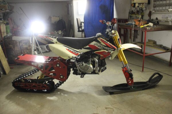 Snow pitbike_1