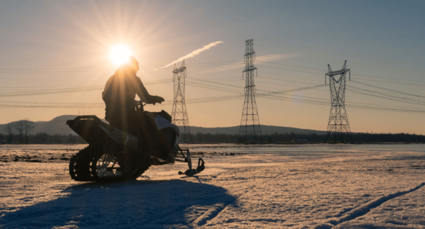 Electric snowmobile_2