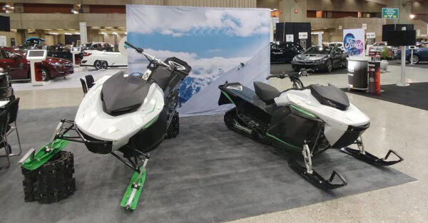 Electric snowmobile_6
