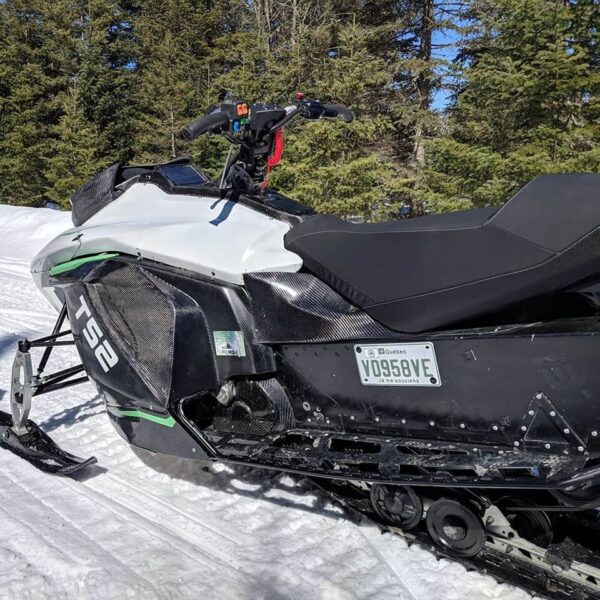 Electric snowmobile_8