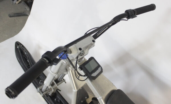 Электрический снегоход_электро снегоход_сноубайк_мотоснегокат_мотособака_мотобуксировщик_6