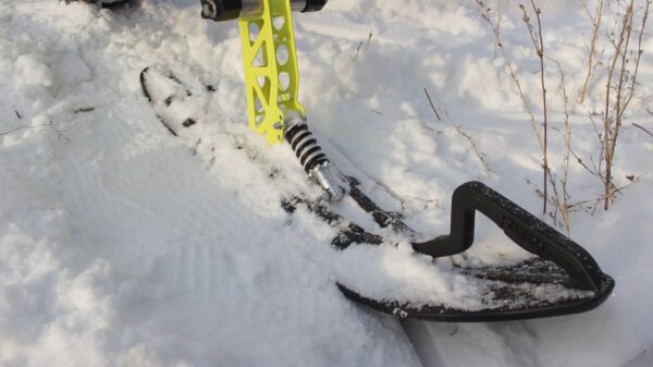 Электро снегоход Sniejik_электро сноубайк_мотоснегокат_мотособака_буксировщик_электро сноуборд_мотосноуборд_9