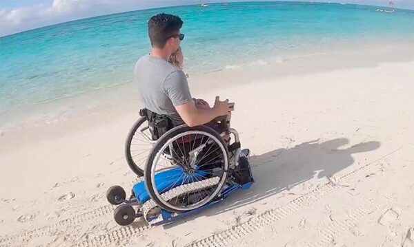 Гусеничная платформа для инвалидной коляски_гусеничная приставка для инвалидного кресло-коляска_электрическая коляска_кресло коляска с электро приводом пляжная_13