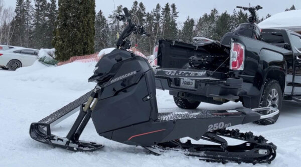 Стоячий снегоход_ Васюган мотоснегокат Русак_легкий снегоход_электро снегоход_сноубайк_гусеничный самокат_4